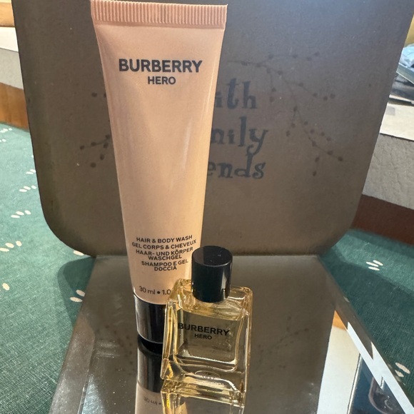 Burberry Mens Gift set! Great Gift! Comes Beautifully Wrapped 🎄🎁 Fast Shipping - Picture 2 of 6